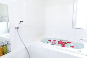 Palm Villa Ishigakijima igusa