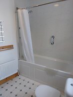 Eddlewood Guest House