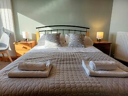 Eddlewood Guest House