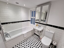The Lawrence Hotel