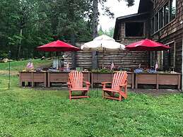 Adirondack Spruce Lodge