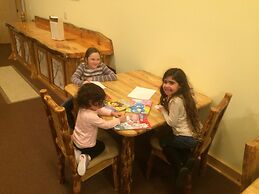 Adirondack Spruce Lodge