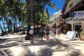 Taj Guesthouse Boracay