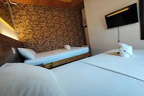 Taj Guesthouse Boracay