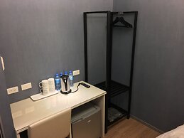 Click Hotel - Taipei Main Station Branch