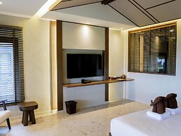 AYARA VILLAS KHAOLAK