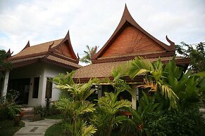 AYARA VILLAS KHAOLAK