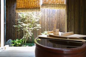 Kyotoya Tsuki no Yu KUKAI