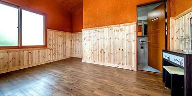 Jangchun Red Clay Pension