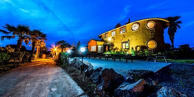 Jangchun Red Clay Pension