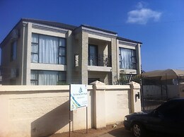 First Avenue Guest House