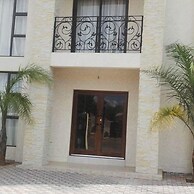 First Avenue Guest House