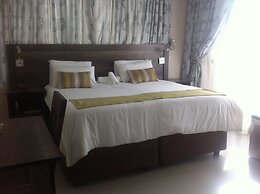 First Avenue Guest House