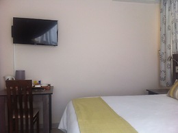 First Avenue Guest House