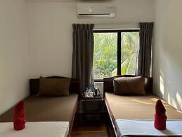 Happy Elephant Bungalows