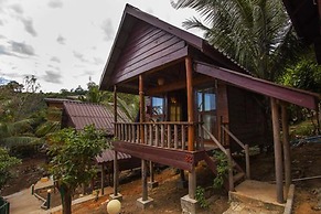 Happy Elephant Bungalows