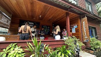 Happy Elephant Bungalows