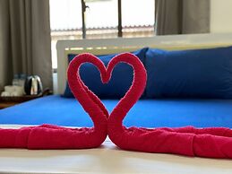 Happy Elephant Bungalows