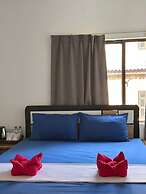 Happy Elephant Bungalows