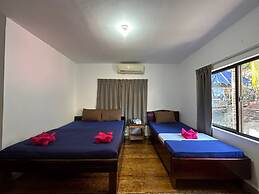 Happy Elephant Bungalows