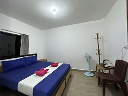 Happy Elephant Bungalows