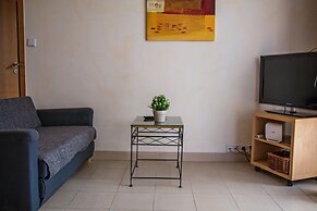 Modern & cozy apartment close to Center