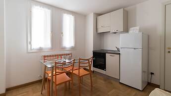 Italianway Apartments - Villa Mafalda