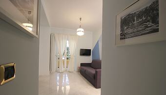 Italianway Apartments - Villa Mafalda
