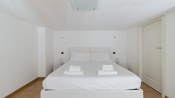 Italianway Apartments - Villa Mafalda