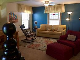 The Old Liberty Schoolhouse B&B