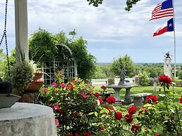 The Old Liberty Schoolhouse B&B