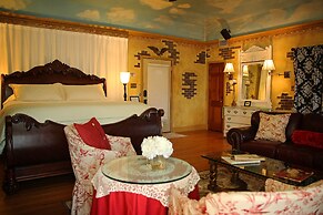 The Old Liberty Schoolhouse B&B