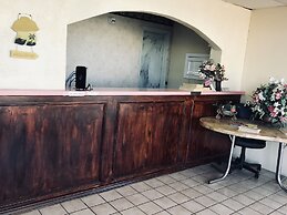 Executive Inn