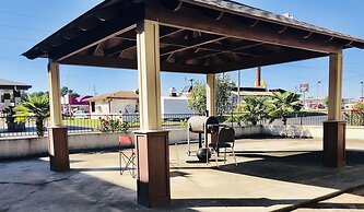 Executive Inn