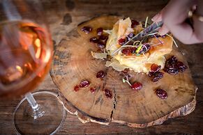 Makumu Private Game Lodge