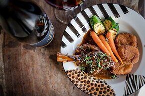 Makumu Private Game Lodge