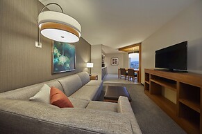 Hyatt Place Eugene / Oakway Center