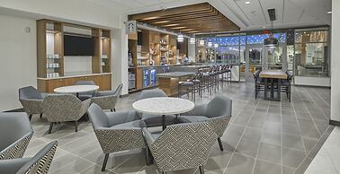 Hyatt Place Eugene / Oakway Center