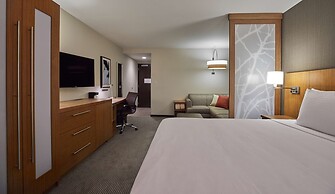 Hyatt Place Eugene / Oakway Center