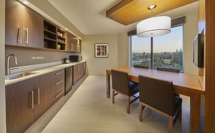 Hyatt Place Eugene / Oakway Center