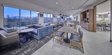 Hyatt Place Eugene / Oakway Center