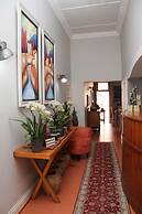 Del Roza Guest House