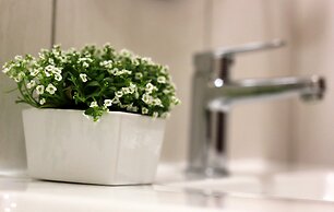 Del Roza Guest House