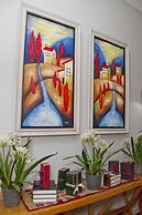 Del Roza Guest House