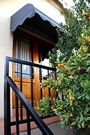 Del Roza Guest House