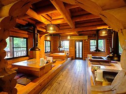 Log Cabin Kinoko No Sato