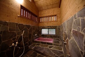 Log Cabin Kinoko No Sato