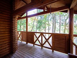 Log Cabin Kinoko No Sato