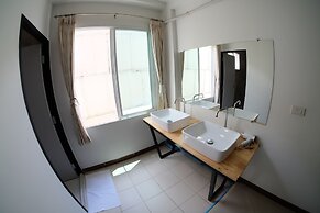 Daizy House - Hostel