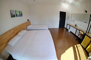 Daizy House - Hostel